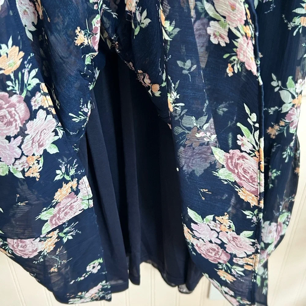 NWT Moon River Blue Floral Long Sleeve Maxi Dress - Picture 5 of 7